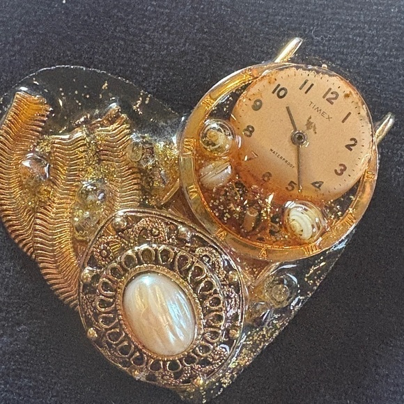 Heart Shaped Handmade Steampunk Pin brooch Watch Parts Beads Costume Love Token - Picture 3 of 10